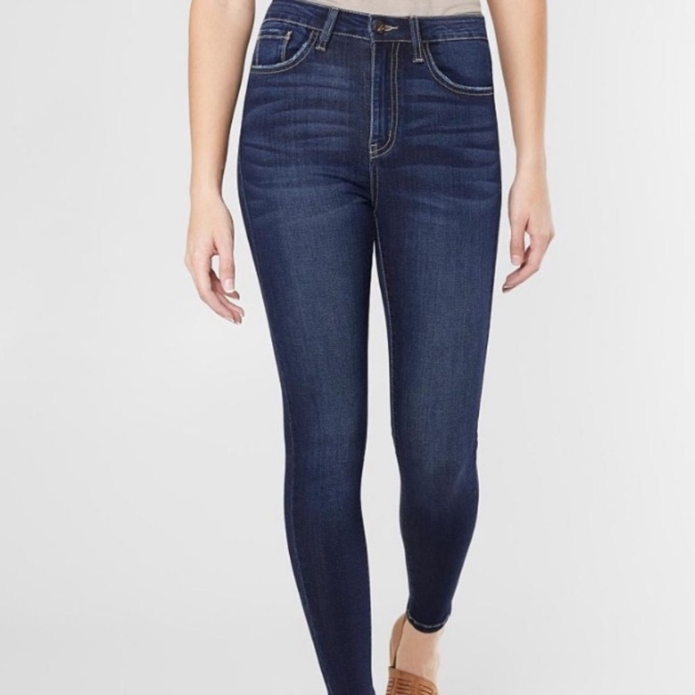 NWT KanCan Skinny Jeans